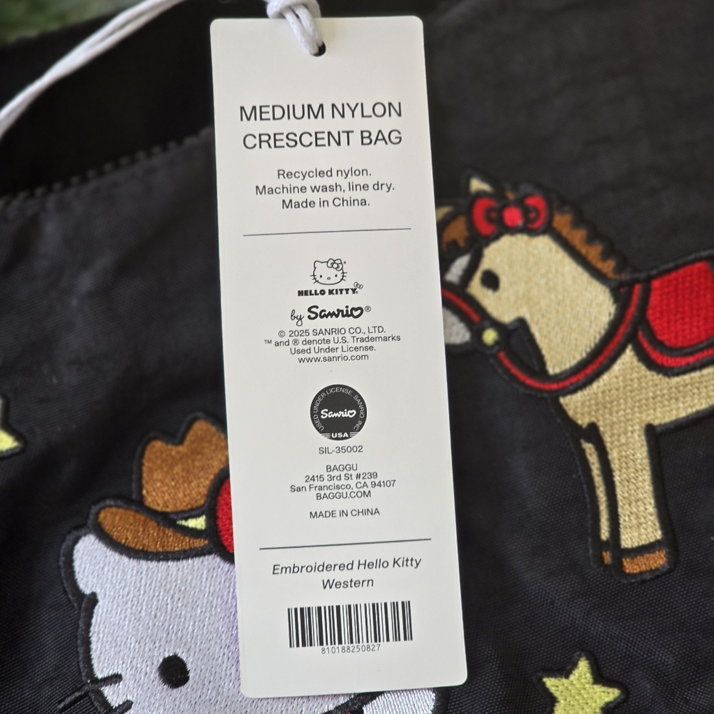 *NWT* BAGGU X Hello Kitty & Friends Hello Kitty Western Medium Crescent Bag - Picture 7 of 8